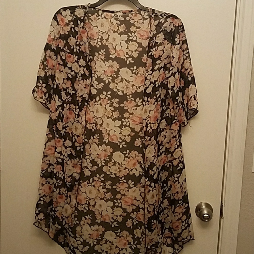Floral kimono